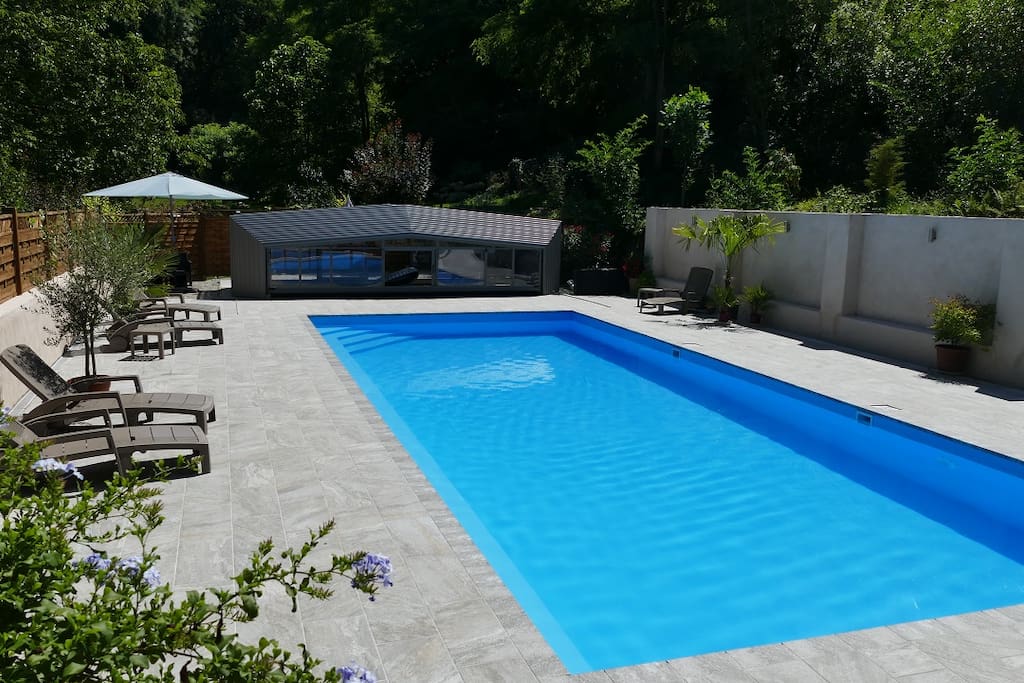 Heated swimming pool 12x5m