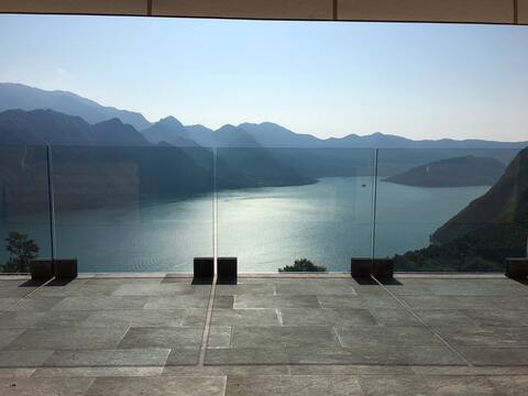 Alice's House. Your dream vacation! Iseo Lake