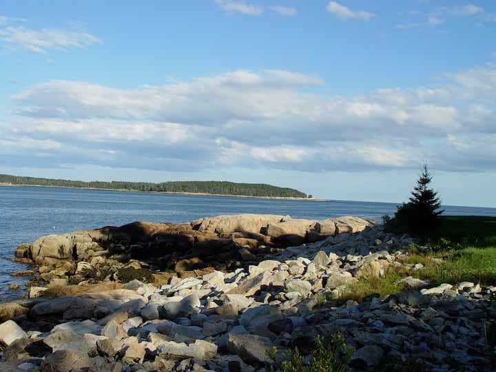 Jack's House Cottages for Rent in Milbridge, Maine, United States