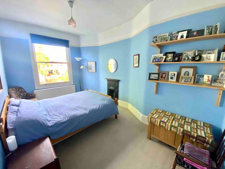 Kati i parë dhomë gjumi e madhe