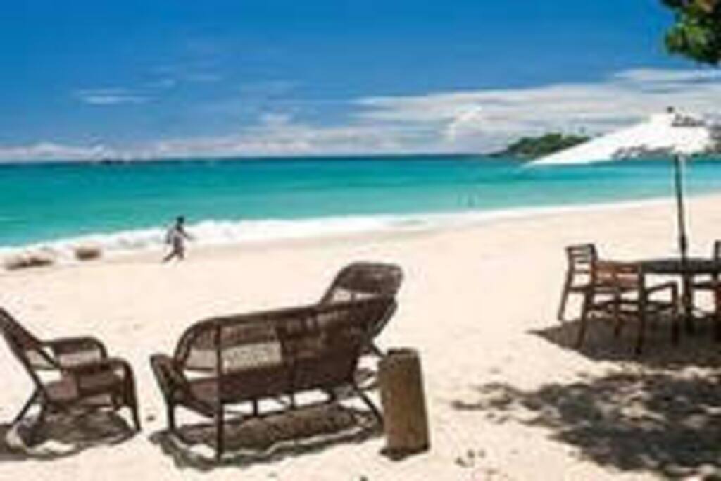 Unawatuna Beach