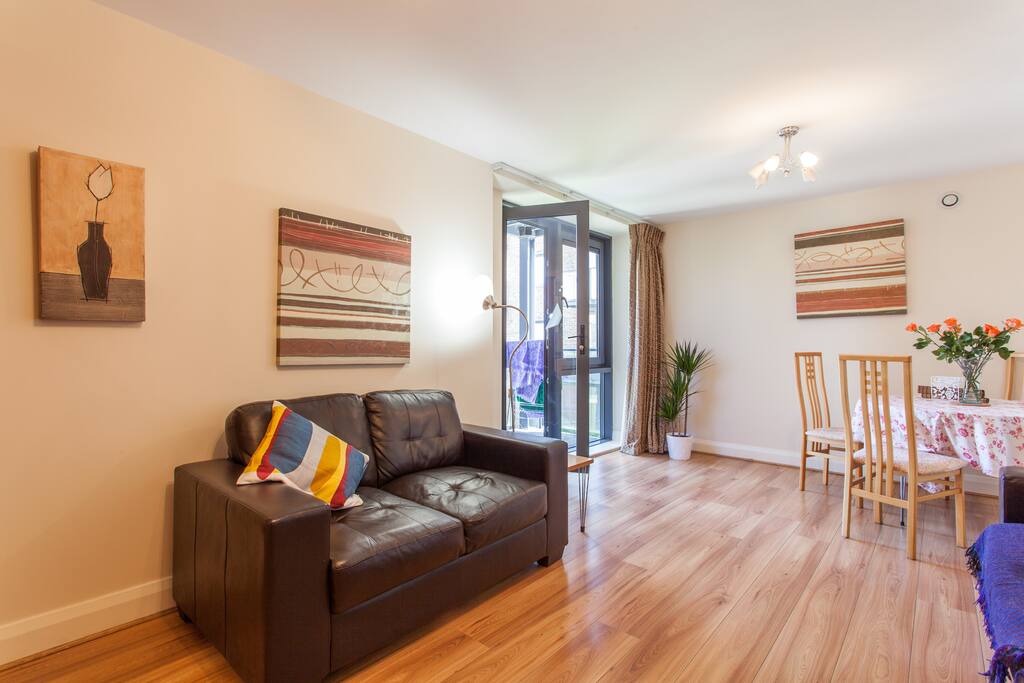 Spacious living room with balcony