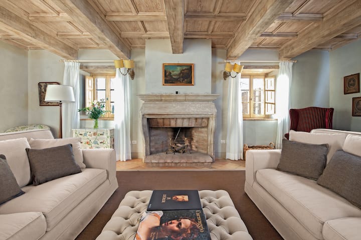 लिविंग रूम