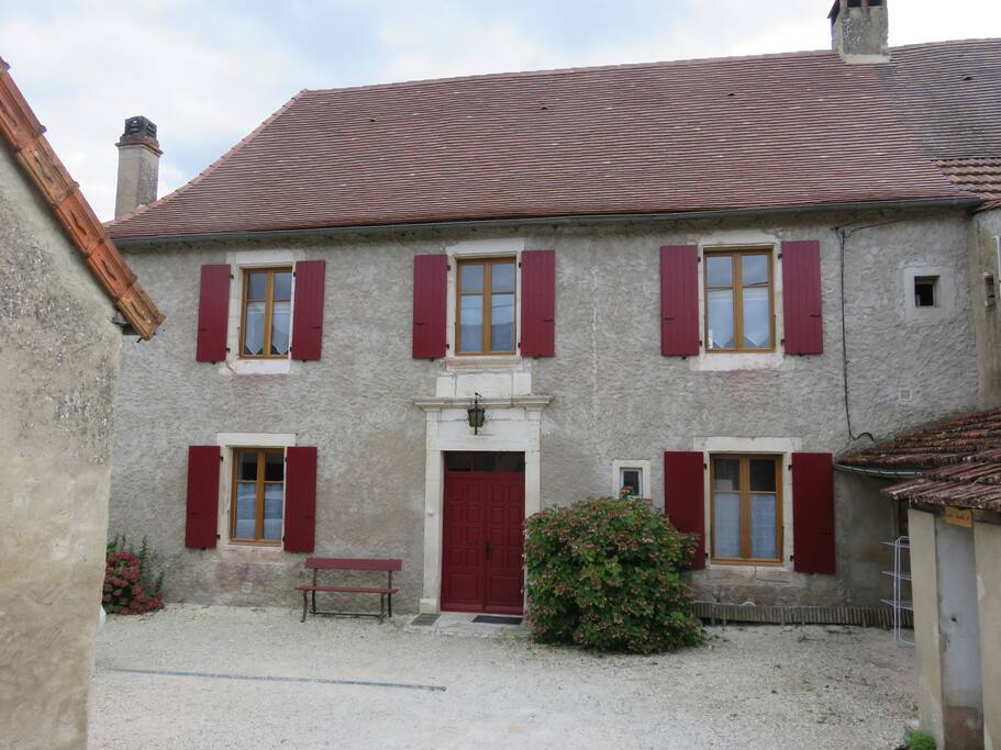 La cours d'entrée