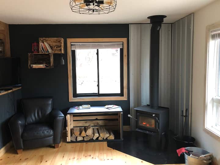 Cozy Cabin In The Woods - Ontario 60
