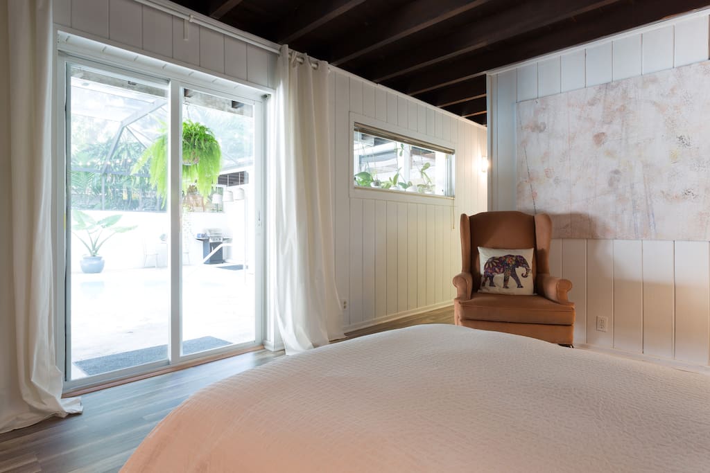 Private suite with view of the pool