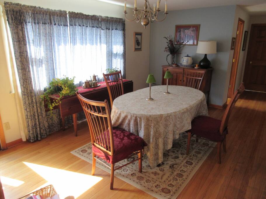 Dining Area with door to deck.