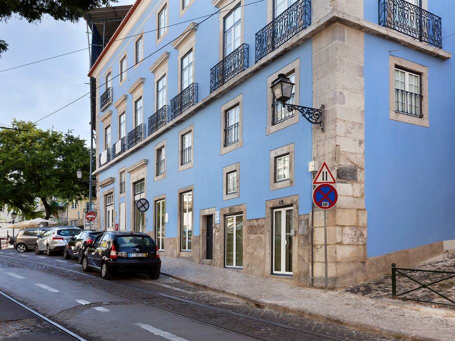 Hello Lisbon Castelo