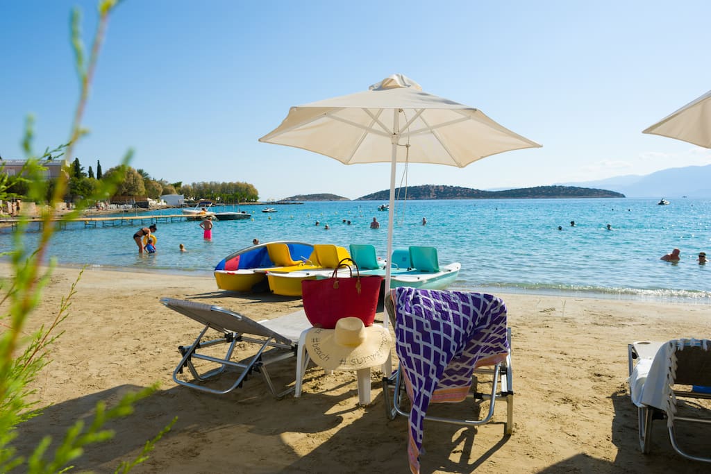 Ammoudi Beach