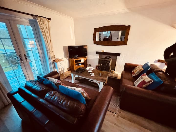 Beautiful Cosy Cottage In Aberporth - Cardigan