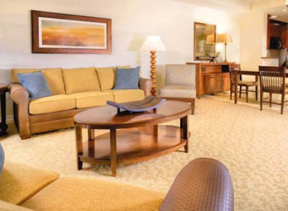 This picture does not show the specific unit being rented. The unit rented will be based on which units are available upon check-in. These pictures are meant to show the property and an example of the room style and décor.