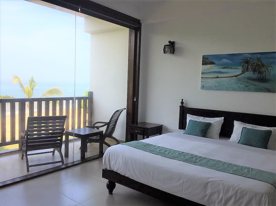 King Bed & Ocean view
