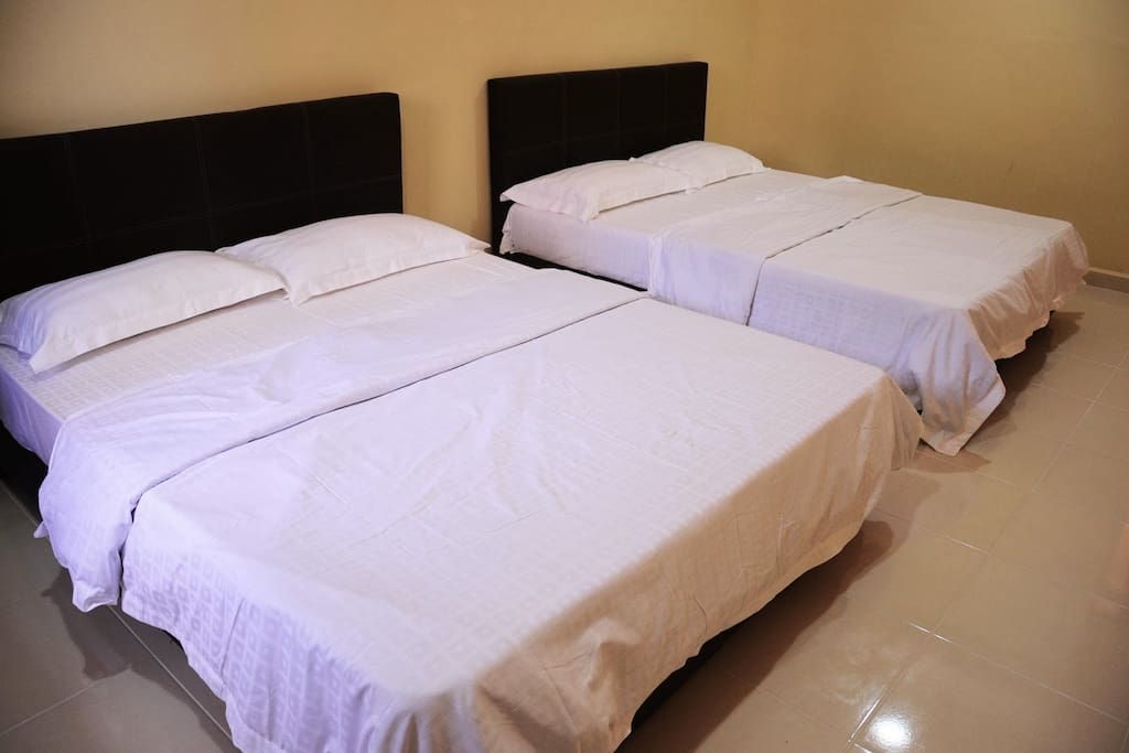 Deluxe Family Suite