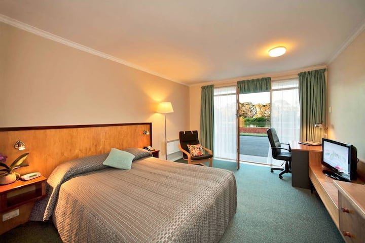 This is our Standard room a queen bed for 2 or 1