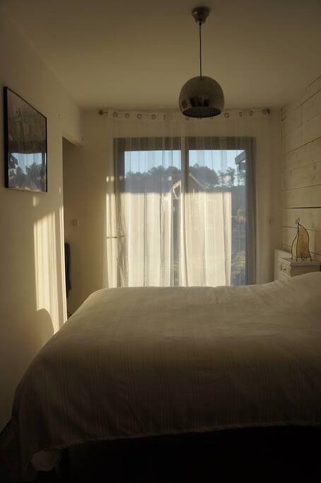 suite parentale avec dressing et salle de bain 1 lit 160*200