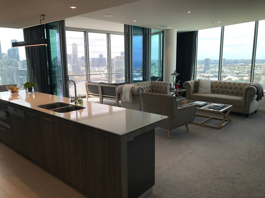 Large entertaining Living area