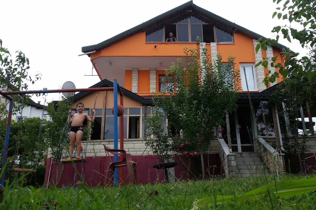 Private Big Garden