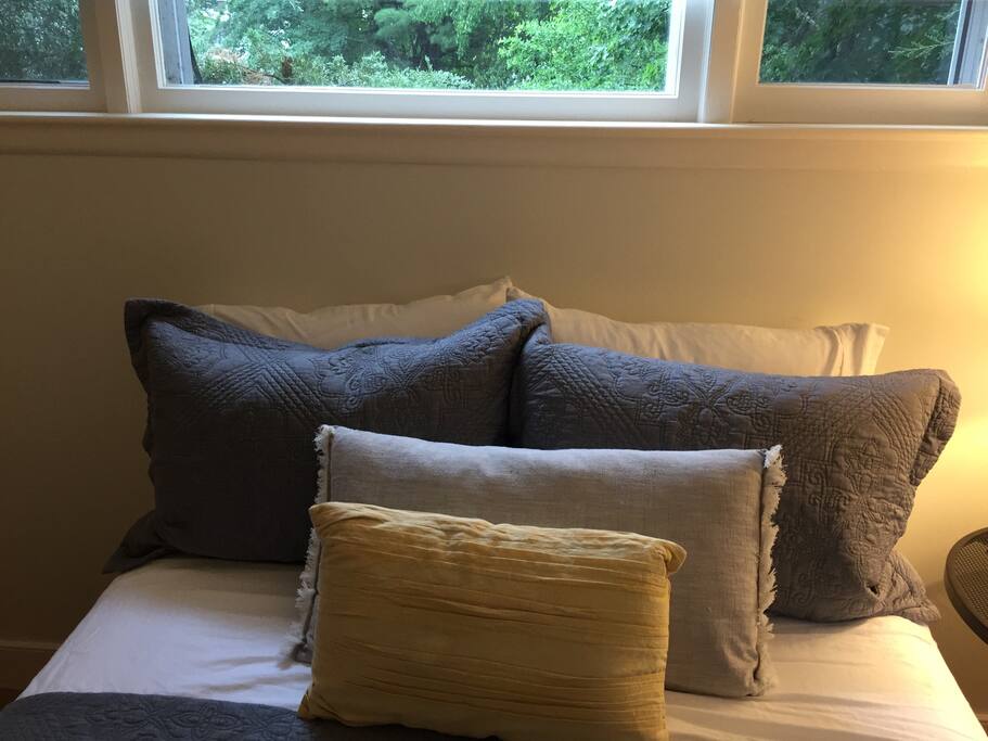 Double Bed