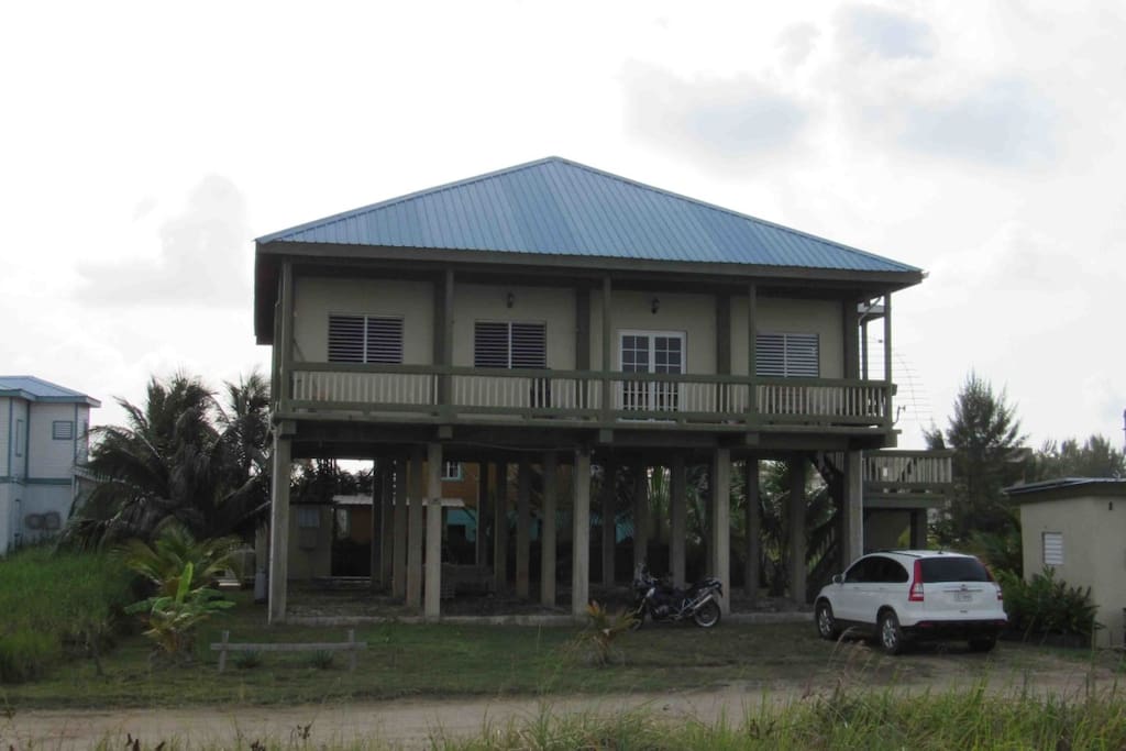 FRONT FACADE