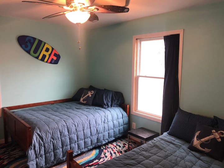 Vitanda 2 kamili na trundle pacha 