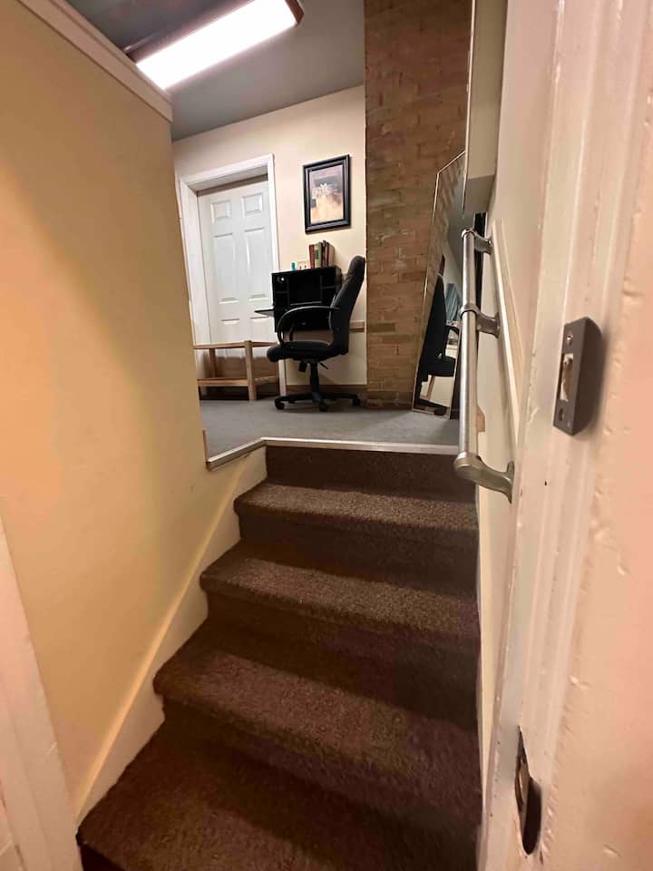 Flight of stairs to the bedroom