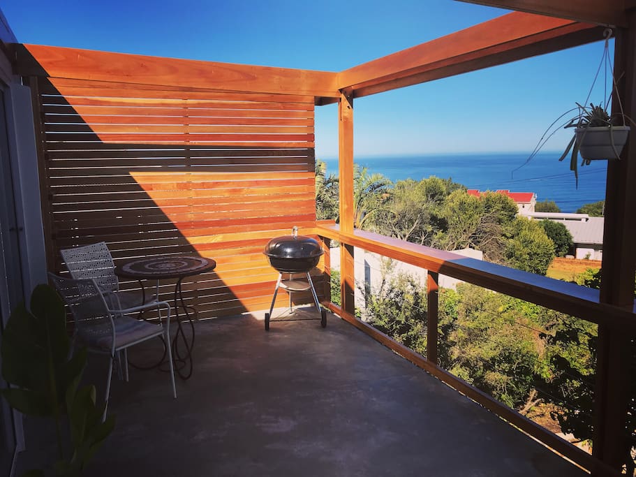 Barbecue overlooking Camps Bay and ocean