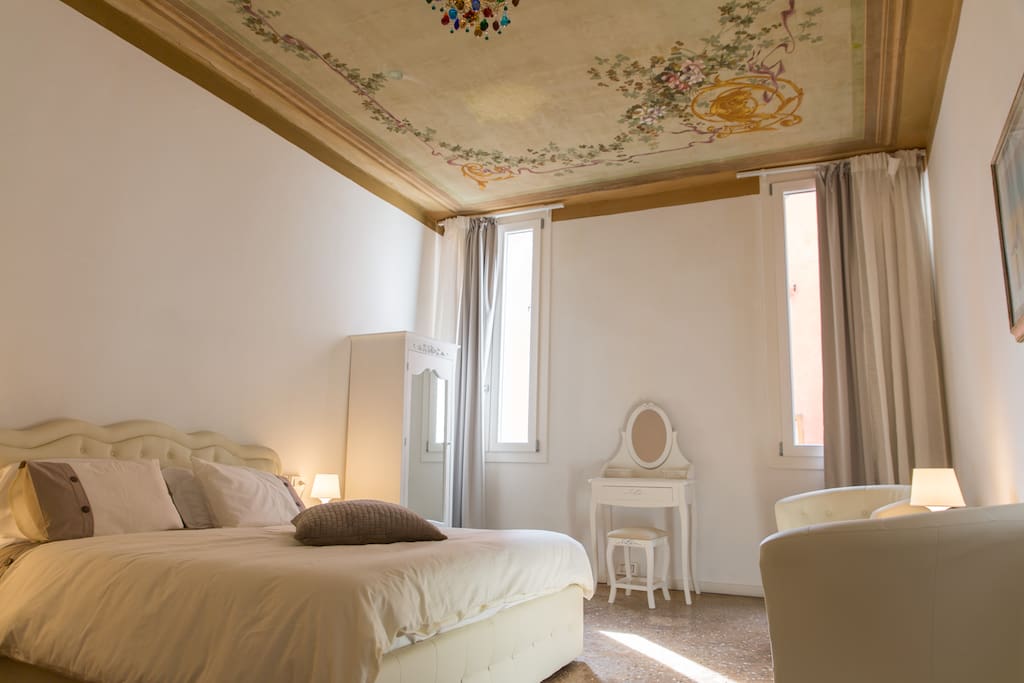 The TRIPLE BEDROOM