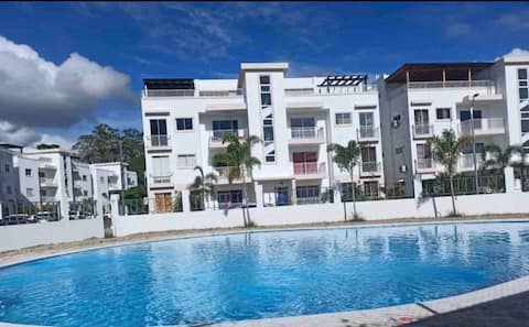 Beautiful Apto with 2 levels Jacuzzi, pool and wifi