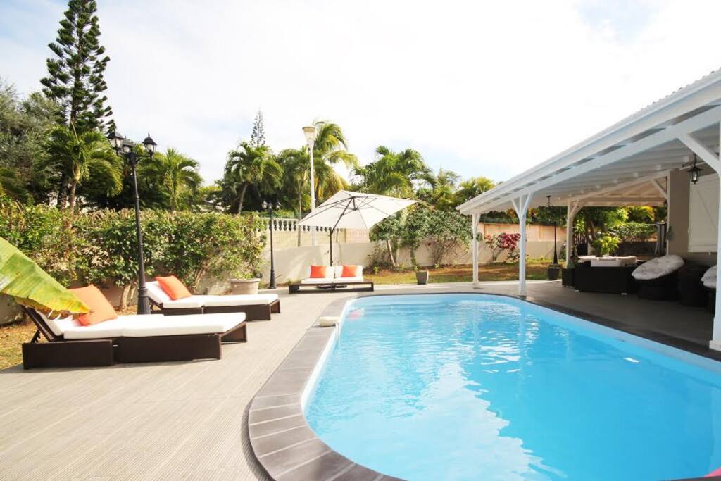 Piscine avec Transat pour vous faire plaisir
