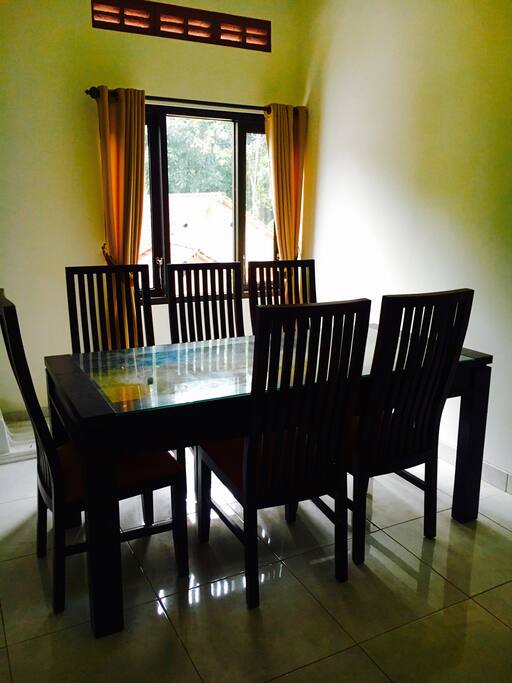 Ruang Makan Lantai 2