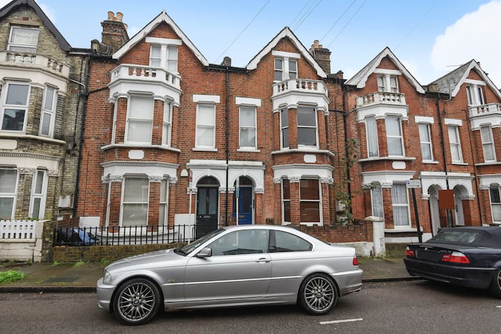 Clapham Garden Flat