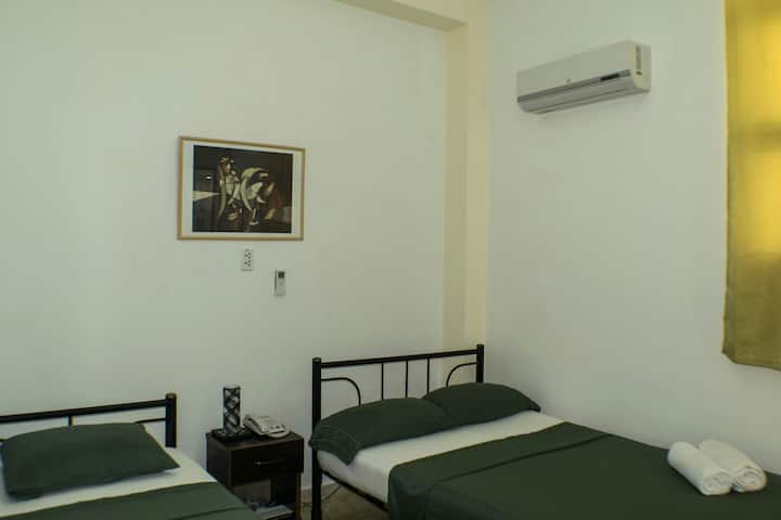Bedroom, 1 personal bed, 1 double bed and air conditioning