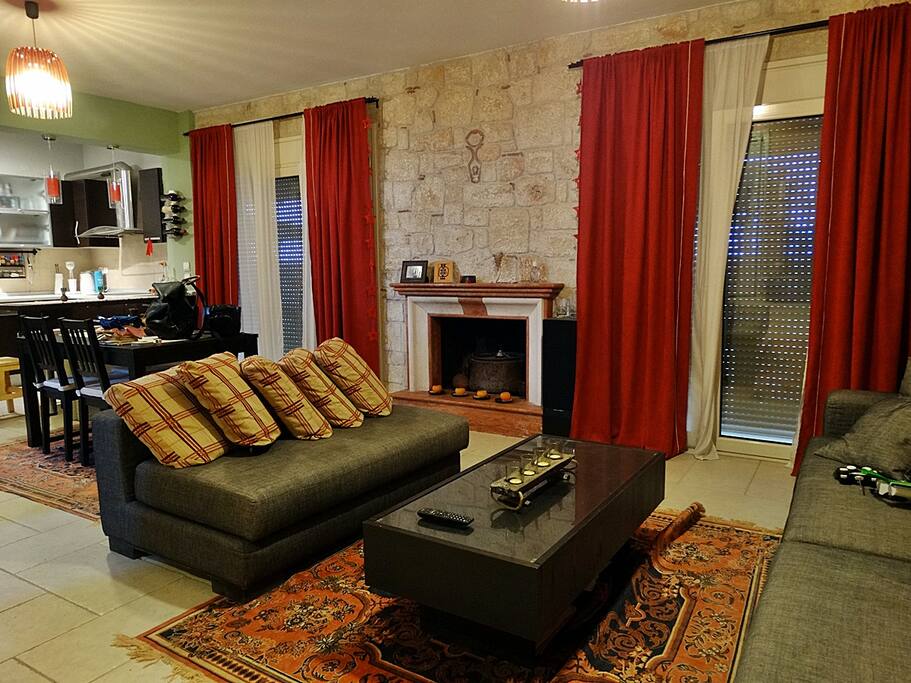 Ground floor - Living room, dinning area & kitchen