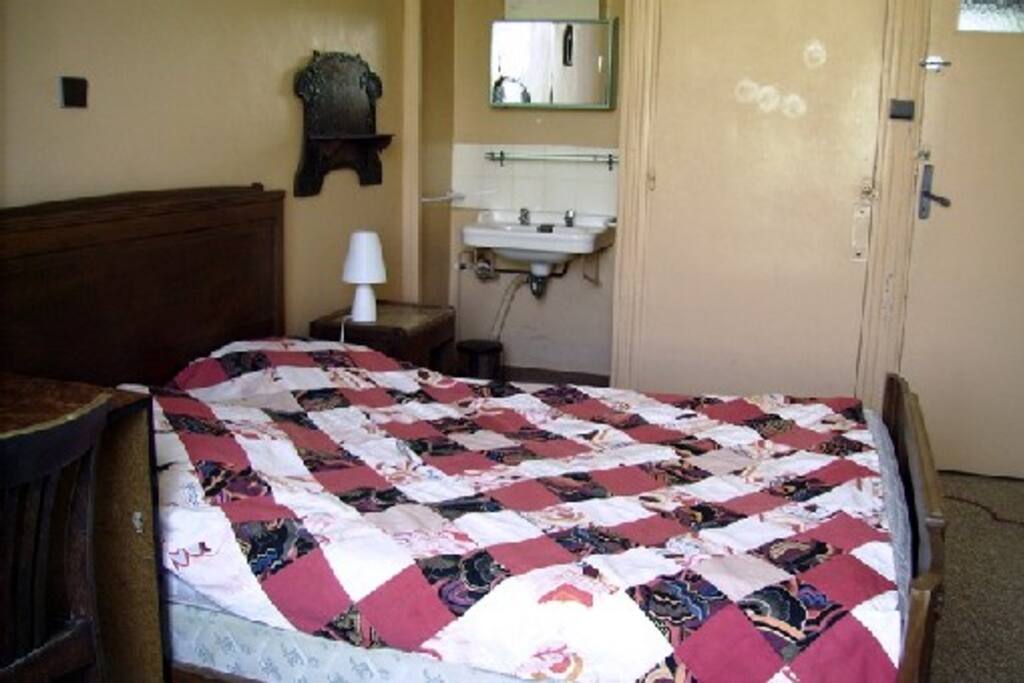 CHAMBRE 1