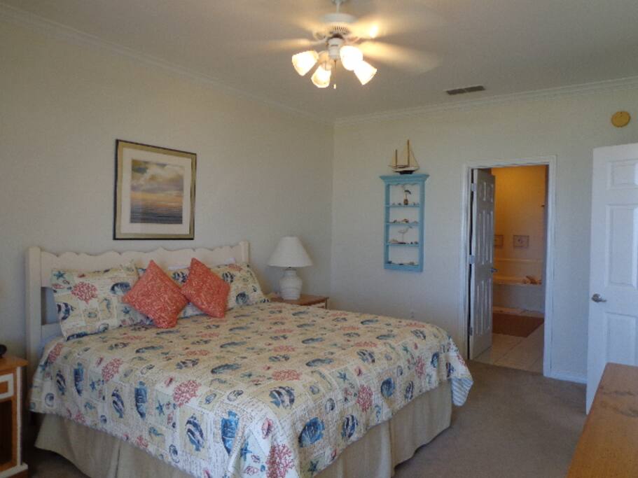 DI Beach Club 209-Master Bedroom