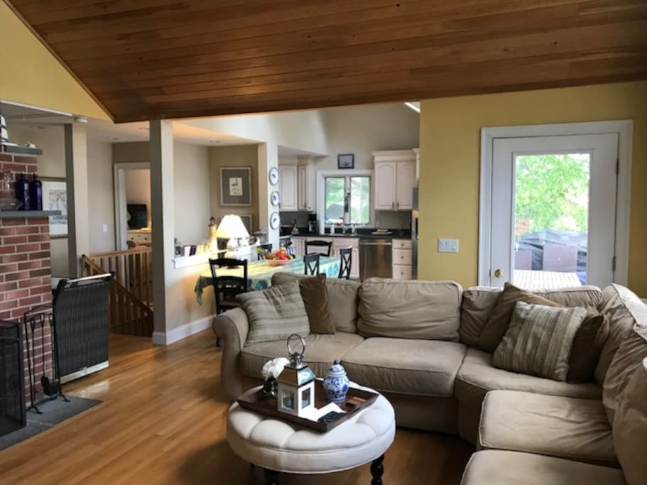 Family room overlooking Lake