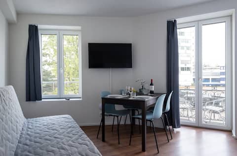 Successful Airbnb property: ZH Tiger II - Altstetten HITrental Apartment in Altstetten