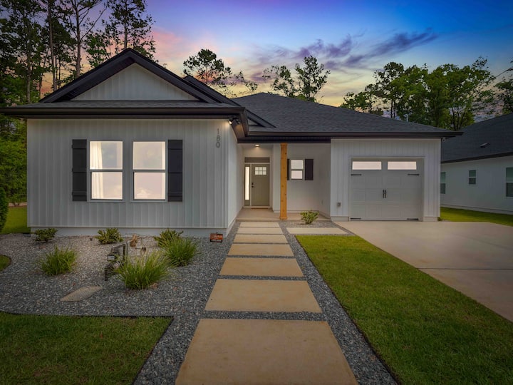 New Take On Modern Mid Century - Tallahassee, FL