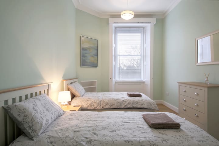 Двойна спалня 2 с красиви гледки към връзки към Брунсфийлд