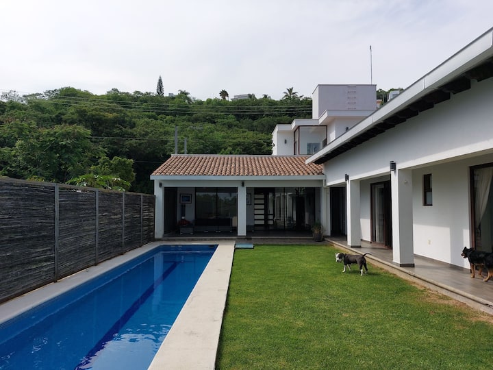 Nice house, excellent for a few days of rest! Houses for Rent in