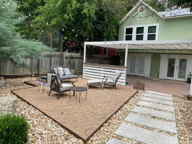 Fabulous House, walk downtown! gallery image 2