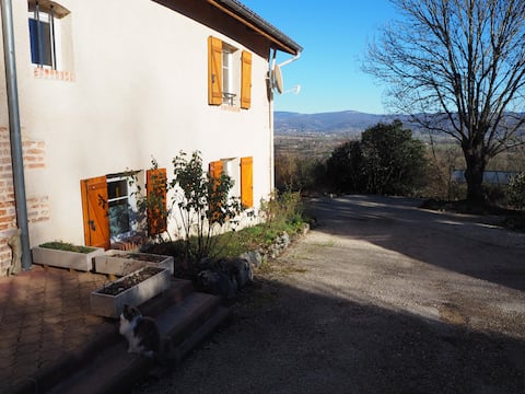 Top Airbnb: Studio bely in Ain