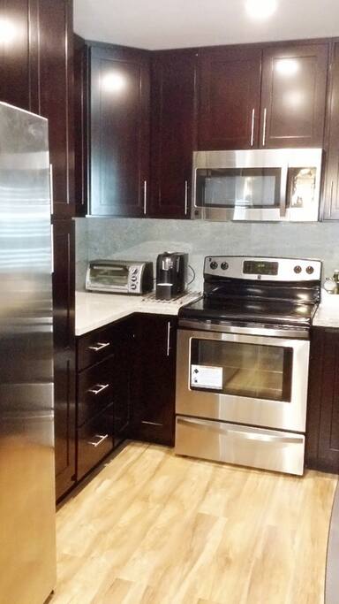 Full kitchen