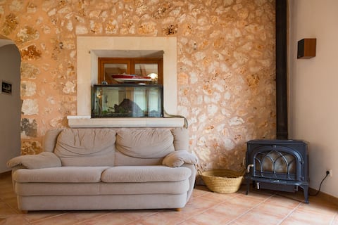 Top Airbnb: Finca David, a lovely countryhouse & private pool en Felanich