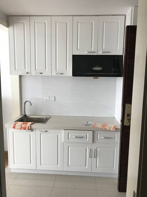 kitchen 厨房