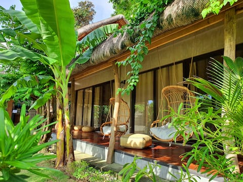 BATALANG BATO- PRIVATE.EXCLUSIVE.MARINE SANCTUARY.