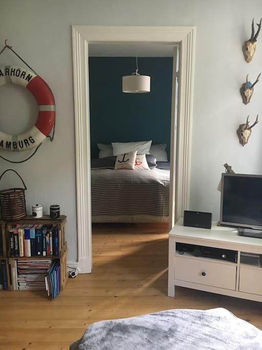Gemütliches Boxspringbett.