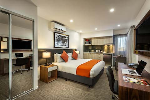 Woolloongabba Residences-Studio