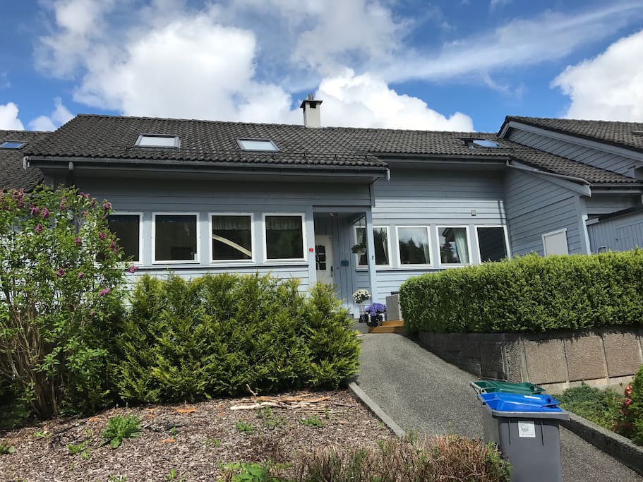 Fasade fra inngangssiden