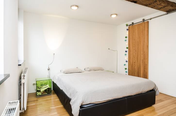 Charming apartment in the centre gallery image 4